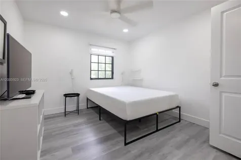 345 NE 194th Lane Miami FL 33179