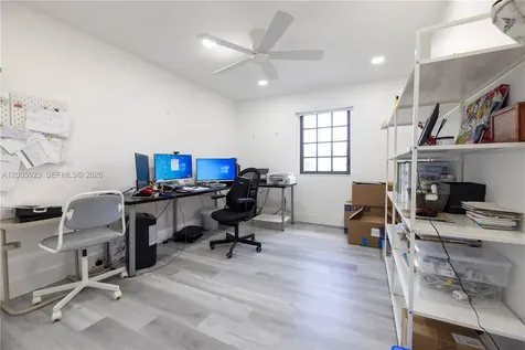 345 NE 194th Lane Miami FL 33179