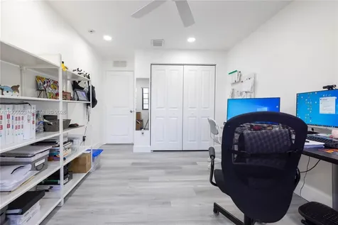 345 NE 194th Lane Miami FL 33179