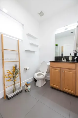 345 NE 194th Lane Miami FL 33179