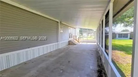 1047 Mayford Lake Road Moore Haven FL 33471
