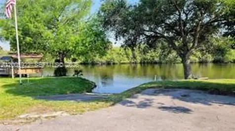 1047 Mayford Lake Road Moore Haven FL 33471