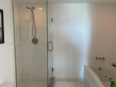 55 SE 6th Street Miami FL 33131