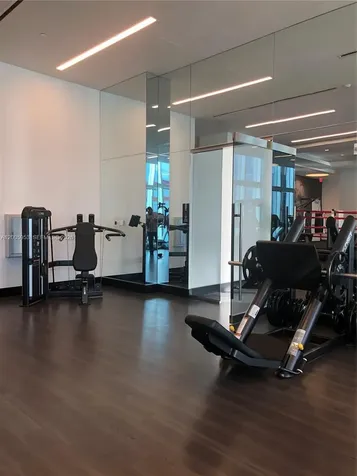 851 NE 1st Avenue Miami FL 33132
