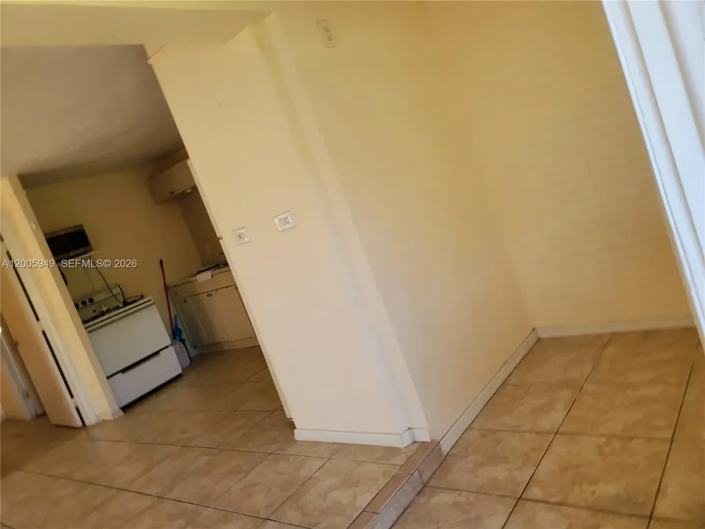 2114 Mckinley Street Hollywood FL 33020