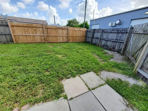 2114 Mckinley Street Hollywood FL 33020