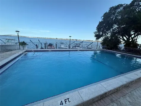 2201 Brickell Avenue Miami FL 33129