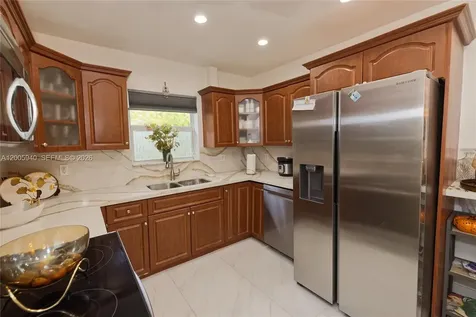 795 NE 146th Street North Miami FL 33161
