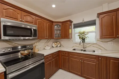 795 NE 146th Street North Miami FL 33161