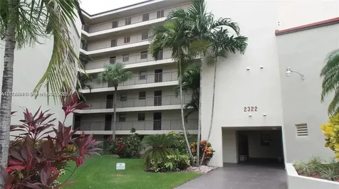 2320 S Cypress Bend Drive Pompano Beach FL 33069
