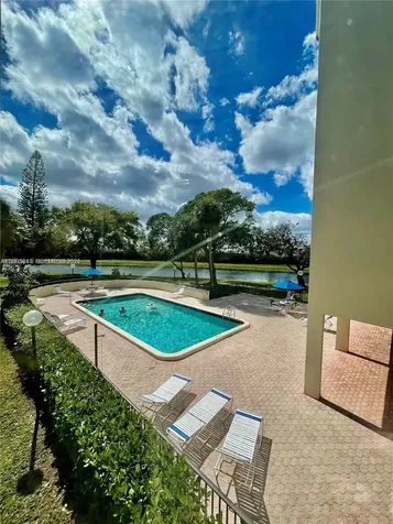 2320 S Cypress Bend Drive Pompano Beach FL 33069