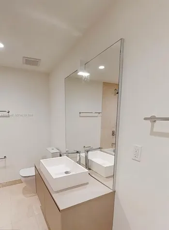 1000 Brickell Plaza Miami FL 33131
