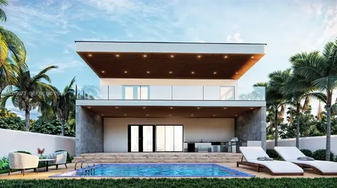 975 SW 15th Avenue Miami FL 33135