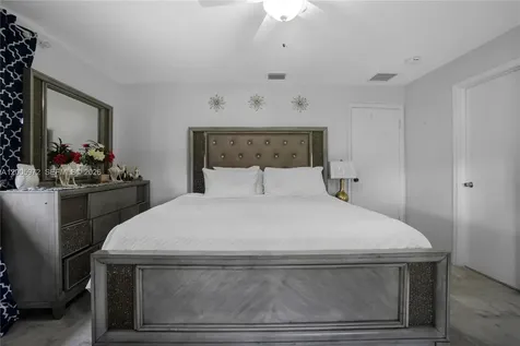410 SW Natura Avenue Deerfield Beach FL 33441