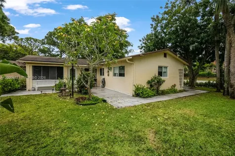 410 SW Natura Avenue Deerfield Beach FL 33441