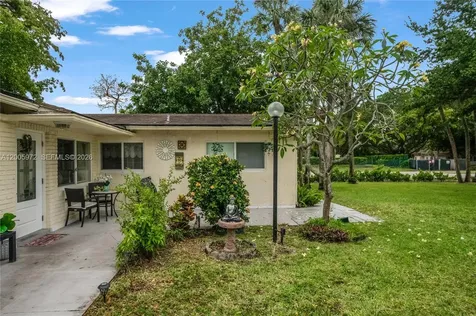 410 SW Natura Avenue Deerfield Beach FL 33441