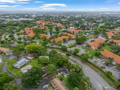 410 SW Natura Avenue Deerfield Beach FL 33441