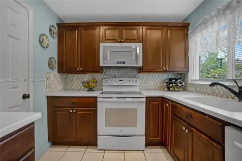 410 SW Natura Avenue Deerfield Beach FL 33441