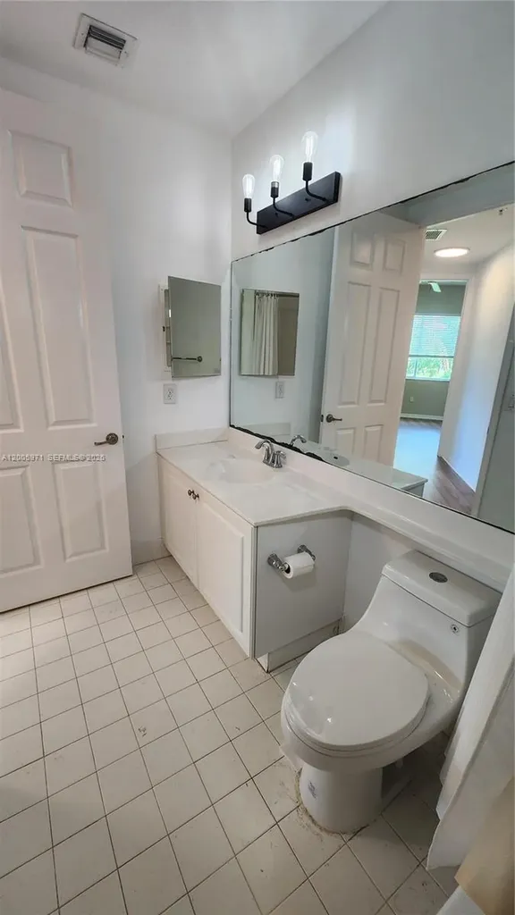 3600 Oaks Clubhouse Drive Pompano Beach FL 33069