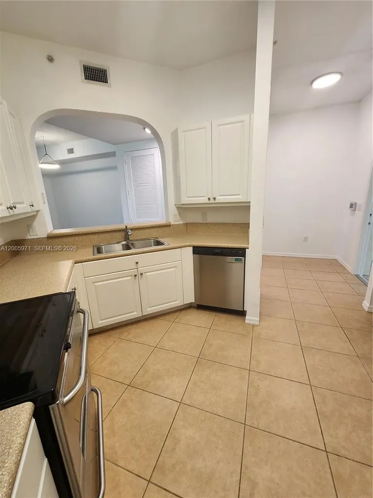 3600 Oaks Clubhouse Drive Pompano Beach FL 33069