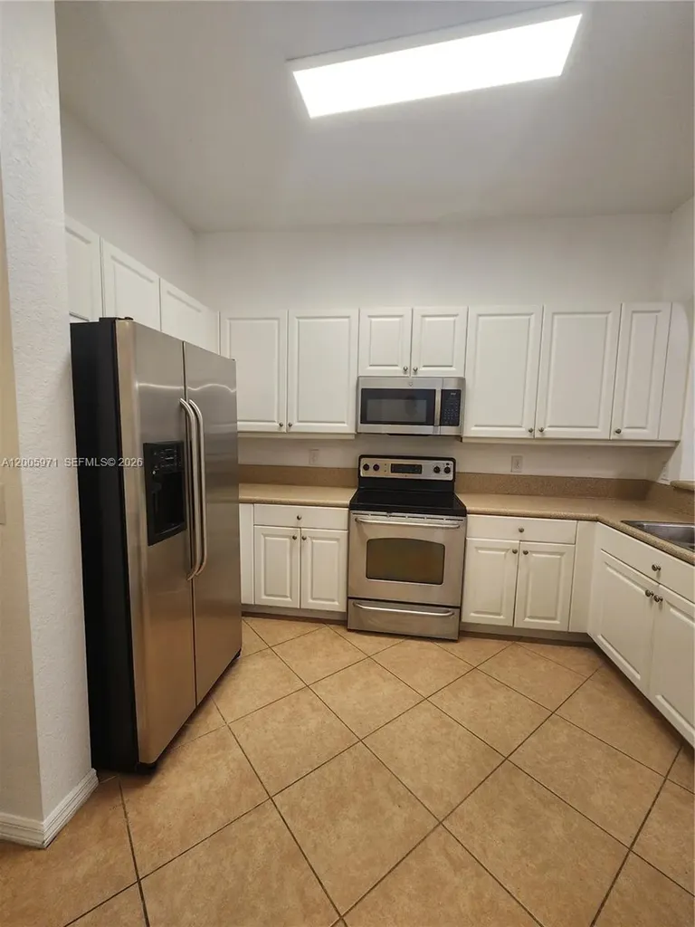 3600 Oaks Clubhouse Drive Pompano Beach FL 33069