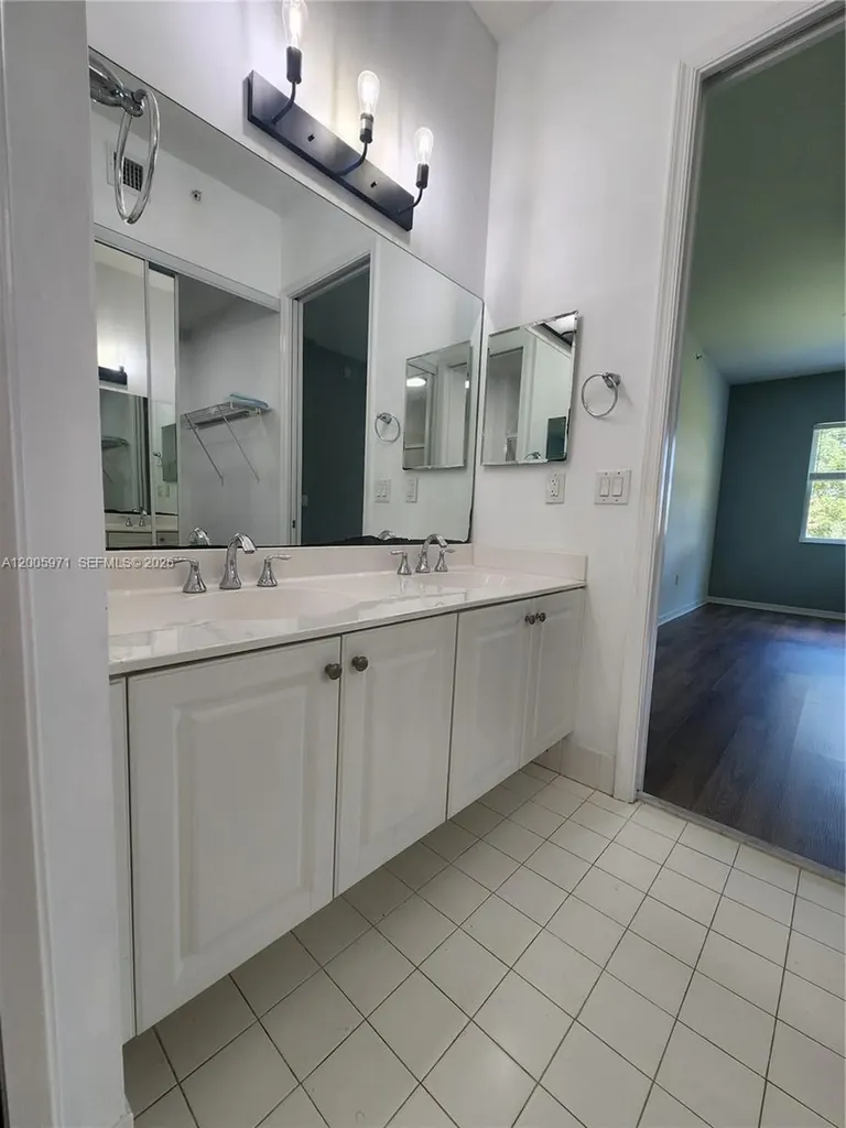3600 Oaks Clubhouse Drive Pompano Beach FL 33069