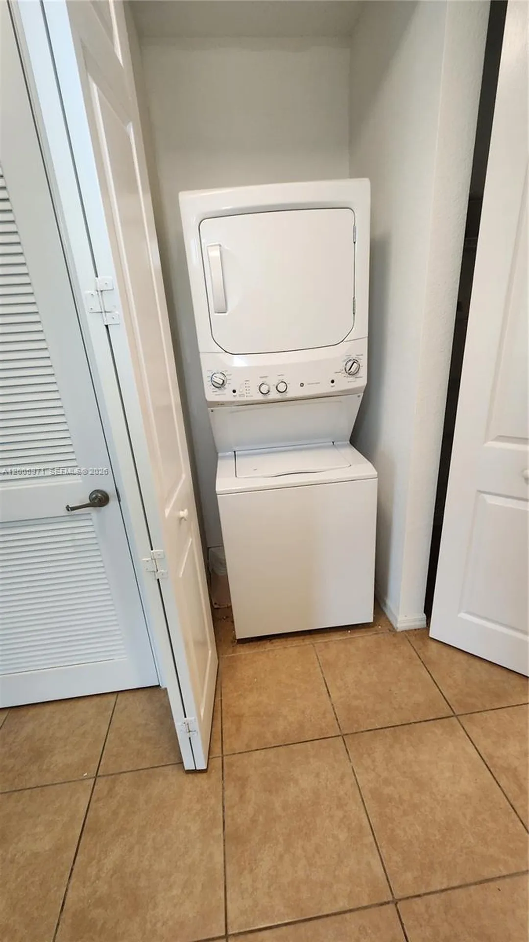 3600 Oaks Clubhouse Drive Pompano Beach FL 33069
