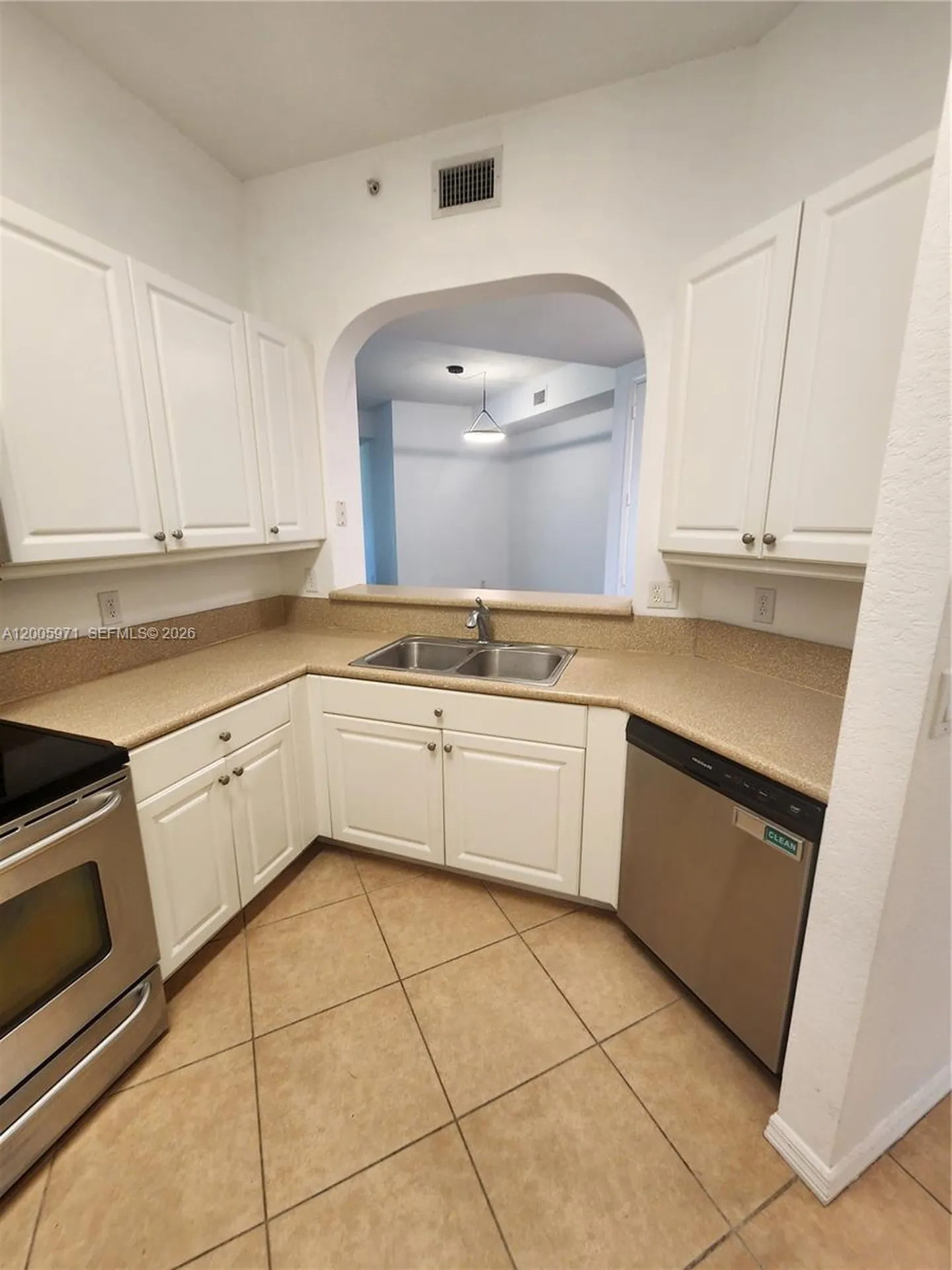 3600 Oaks Clubhouse Drive Pompano Beach FL 33069