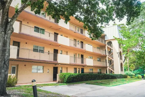 6001 N Falls Circle Drive Lauderhill FL 33319