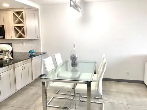 8900 Washington Boulevard Pembroke Pines FL 33025
