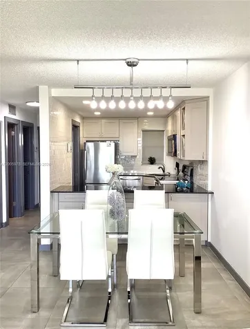 8900 Washington Boulevard Pembroke Pines FL 33025
