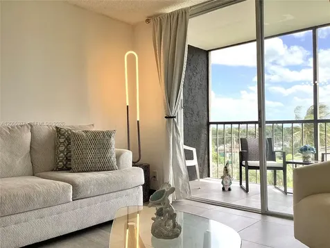 8900 Washington Boulevard Pembroke Pines FL 33025