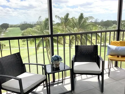 8900 Washington Boulevard Pembroke Pines FL 33025
