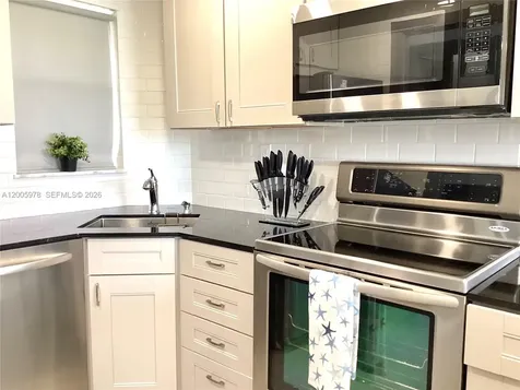 8900 Washington Boulevard Pembroke Pines FL 33025