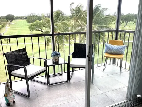 8900 Washington Boulevard Pembroke Pines FL 33025