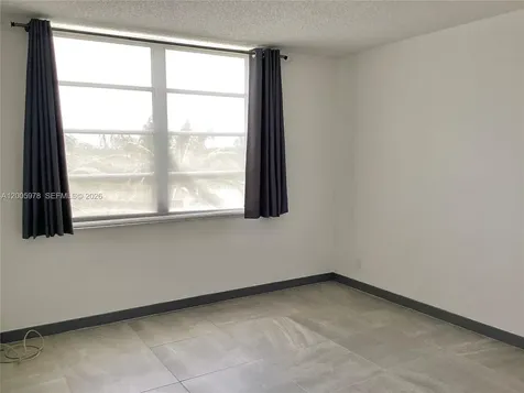 8900 Washington Boulevard Pembroke Pines FL 33025