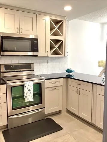 8900 Washington Boulevard Pembroke Pines FL 33025