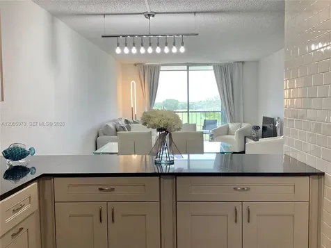 8900 Washington Boulevard Pembroke Pines FL 33025