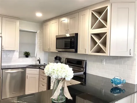 8900 Washington Boulevard Pembroke Pines FL 33025