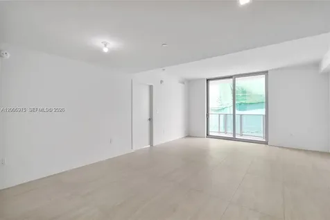 77 SE 5th Street Miami FL 33131