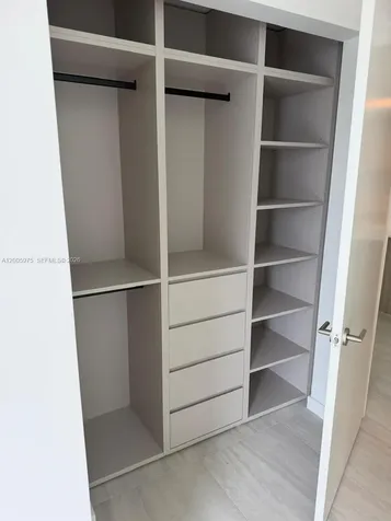77 SE 5th Street Miami FL 33131