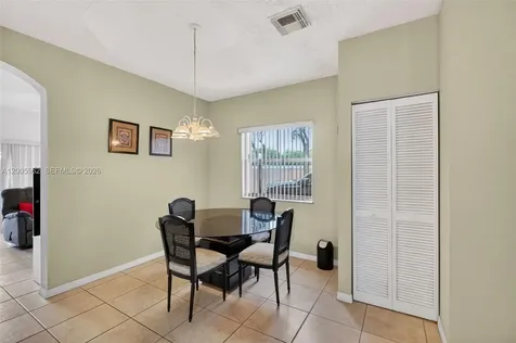 16624 NW 73rd Court Miami Lakes FL 33014