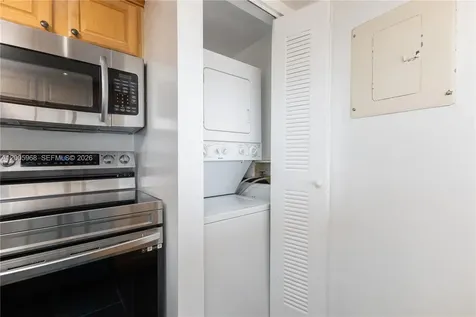 7601 E Treasure Drive North Bay Village FL 33141
