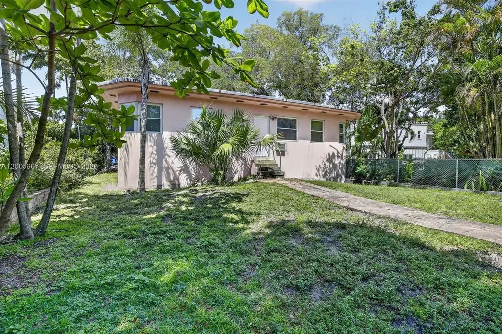 1126 SE 2nd Avenue Fort Lauderdale FL 33316