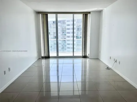 218 SE 14th Street Miami FL 33131