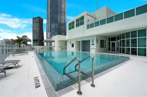 218 SE 14th Street Miami FL 33131