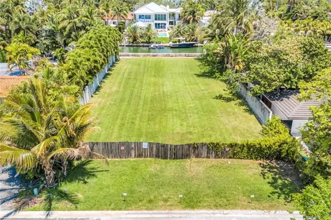 1051 NE 83rd Street Miami FL 33138