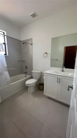 3423 W 110th Street Hialeah FL 33018