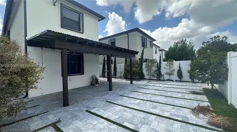 3423 W 110th Street Hialeah FL 33018