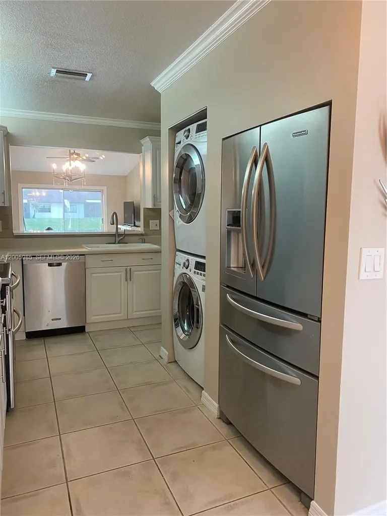 803 SW 119th Way Davie FL 33325